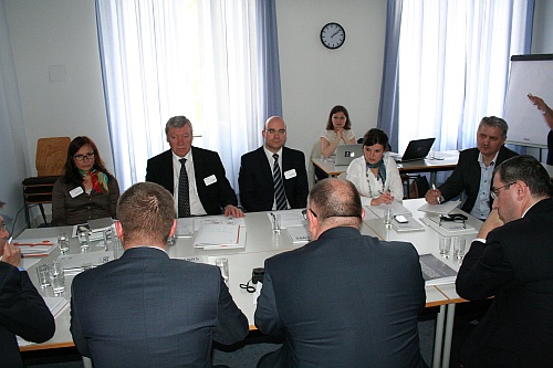 Predstavitelia siete ENRS počas rokovania o transformácii siete a osamostatnení od Poľského centra kultúry.