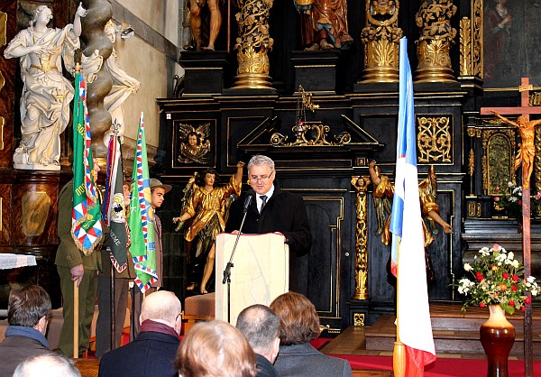Predseda Správnej rady ÚPN Ondrej Krajňák vyzdvihol úlohu festivalu Mene Tekel, ktorý sa podľa neho stal prorokom súčasnosti.
