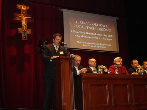 Foto: Príhovor predsedu Správnej rady ÚPN Ivana A. Petranského Foto: Príhovor predsedu Správnej rady ÚPN Ivana A. Petranského