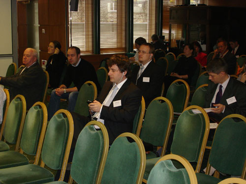 Foto: Pohľad do pléna. Foto: Pohľad do pléna.