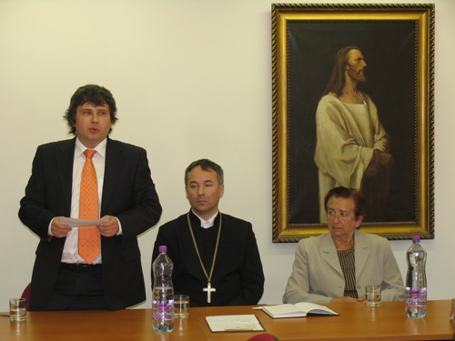 Foto: Predseda Sr ÚPN I. Petranský pri prejave.