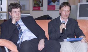 Foto: recenzenti Radoslav Ragač a Róbert Letz. Foto: recenzenti Radoslav Ragač a Róbert Letz.