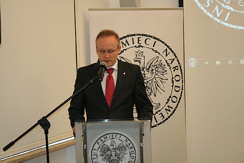 Predseda IPN pán Lukasz Kaminski počas jeho úvodného príhovoru.