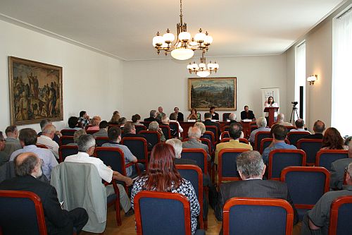 Konferencia sa uskutočnila v historickej budove NR SR v Bratislave.