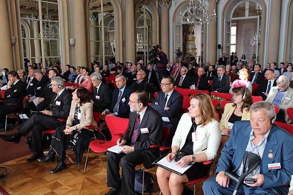 Účastníci konferencie.