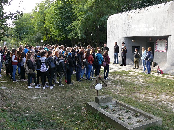 Nástup 9.00 a otvorenie podujatia pred bunkrom BS-8, za ÚPN.