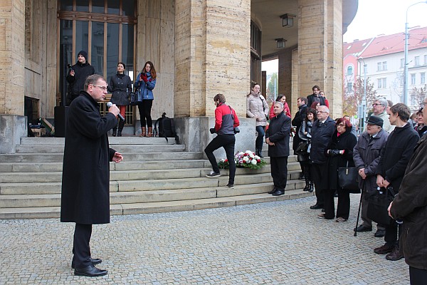 Spomienka na pochod študentov, starosta Mestskej časti Bratislava - Staré Mesto Radoslav Števčík.
