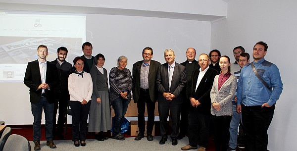 Účastníci stretnutia cirkevných historikov v Žiline. 