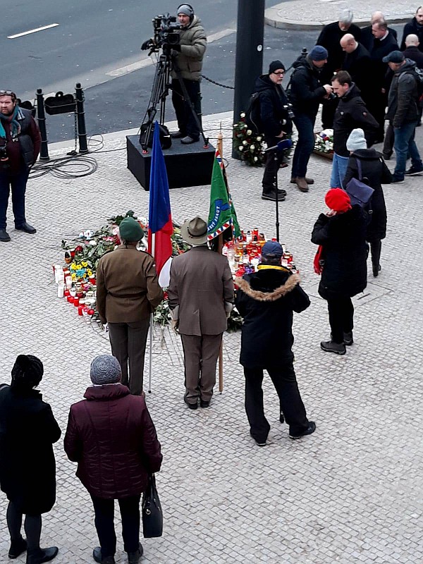 Pietna spomienka na Jana Palacha na Václavskom námestí v Prahe. Foto: Jerguš Sivoš, ÚPN