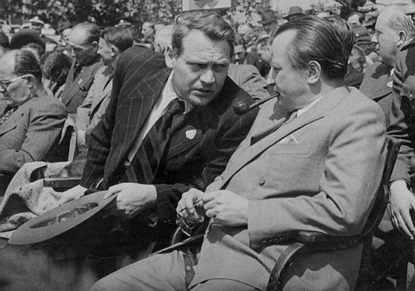 Foto 2: Ladislav Novomeský a Vladimír Clementis sa stali začiatkom 50. rokov obeťami politických procesov. Zdroj: Archív B. Kinčoka